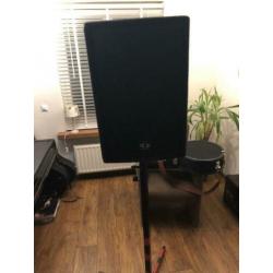 2 Dynacord pa 200watt speakers + standaard 2x