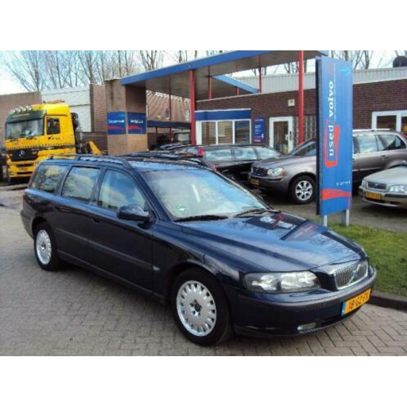 Volvo V70 Benzine 2.4 140PK Comfort Line Aut. (bj 2001)