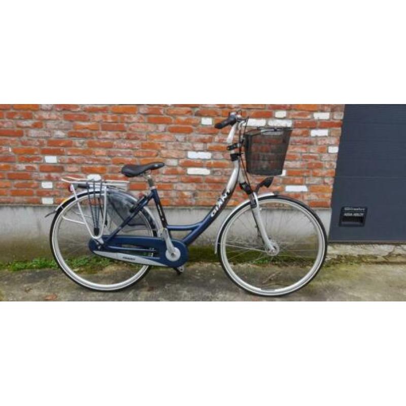 Uitverkoop!!! dames fietsen verkregen door inruil!!!