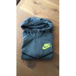 Nike tech fleece