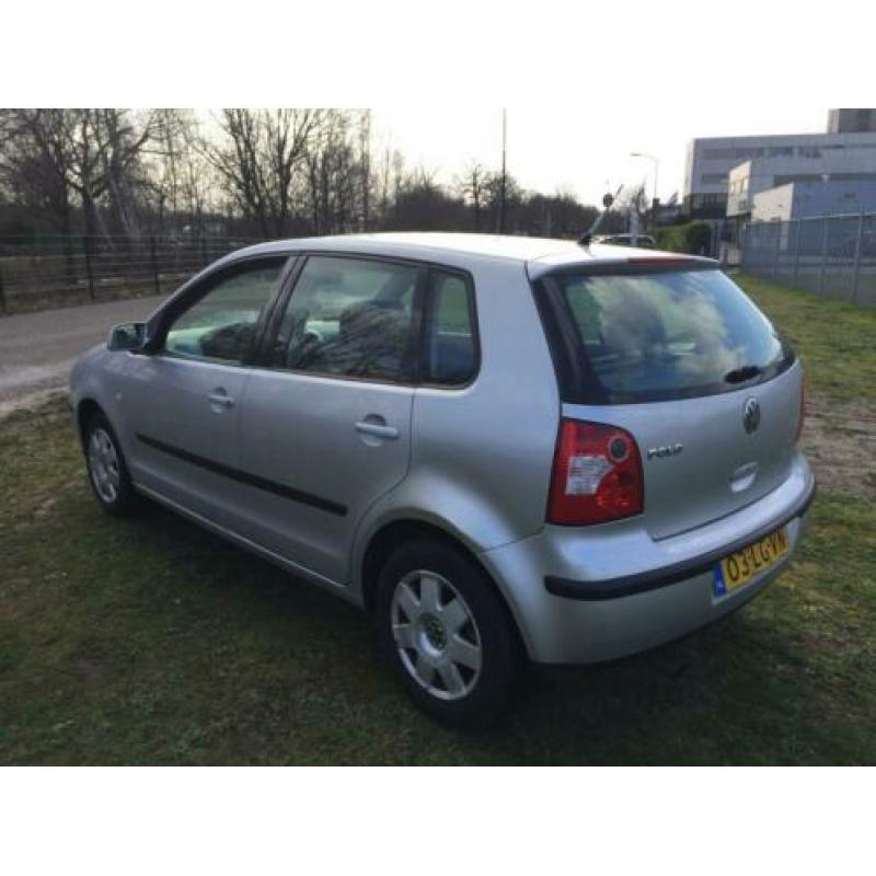 Volkswagen Polo 1.4-16V Comfortline