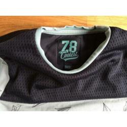 Z8 shirt maat 104/110