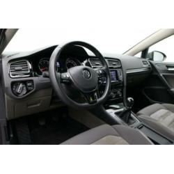 Volkswagen Golf 1.2 TSI 105PK Highline | Navigatie | 18 inch