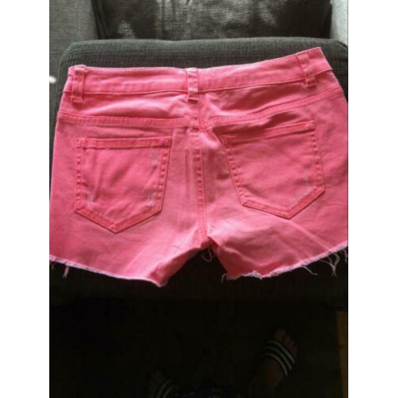 Gave short / korte broek Only mt 26 roze