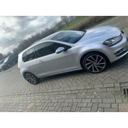 Volkswagen Golf 1.6 TDI 77KW DSG 3D 2013 Grijs Nieuwe APK