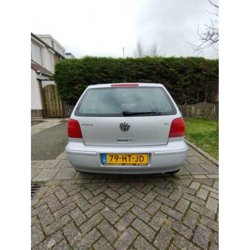 Volkswagen Polo 1.4 55KW 2001 Grijs