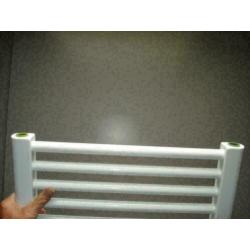 Designradiator 30 cm breed x 165 cm hoog in het wit en 664W