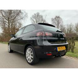 Seat IBIZA 1.6-16v sportstyle clima, navi, sport interieur