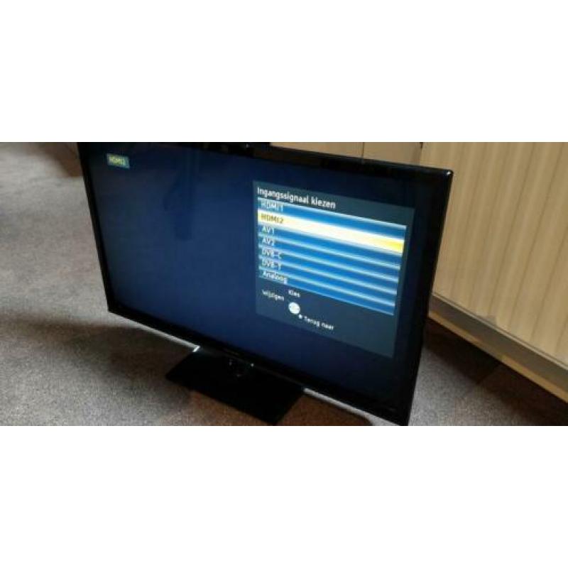 Panasonic TX-L32B6E LCD TV