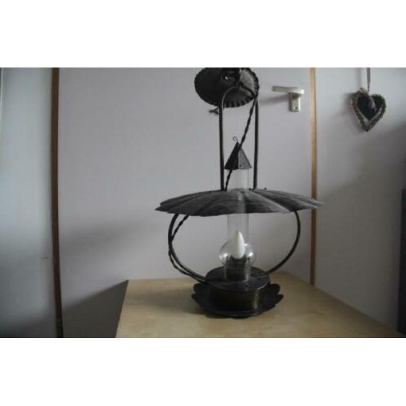 Antieke olielamp – hanglamp nu elektrisch 220v