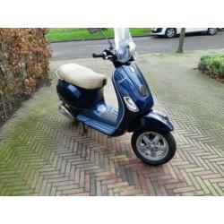 2012 VESPA LX 50 4T/4V Nu 900€