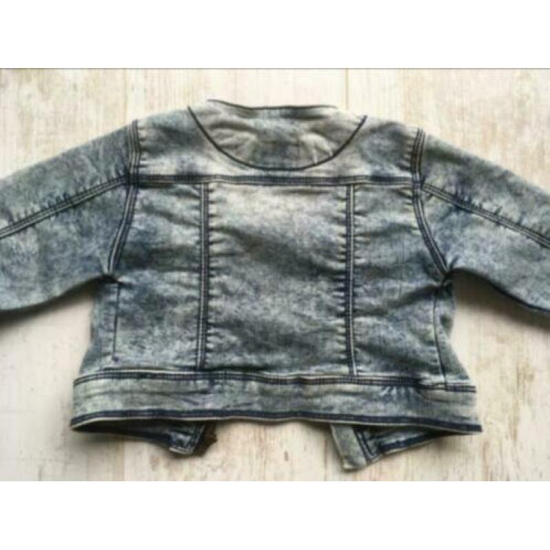 Fijn jeans jasje van Europe Kids maat 98