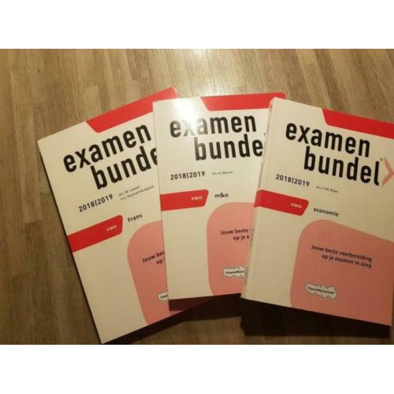 Examenbundels zo goed als nieuw!