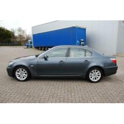 BMW 5-serie 523i facelift LCI, LEER AUTOMAAT, PDC