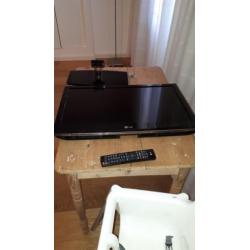 Samsung flatscreen TV incl wandsteun