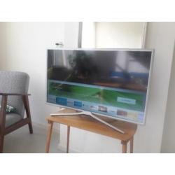 Samsung Smart TV 32"