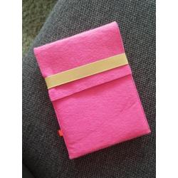 Roze opberghoes voor tablet of iPad 15x21 CM