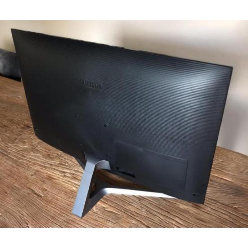 Samsung 28 inch 4K QLED Monitor