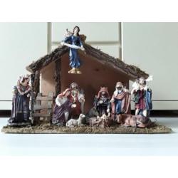 Kerststal met figuren 43,5 X 22 X 29,5 cm