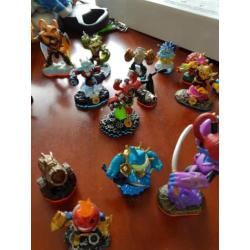 Skylanders complete set